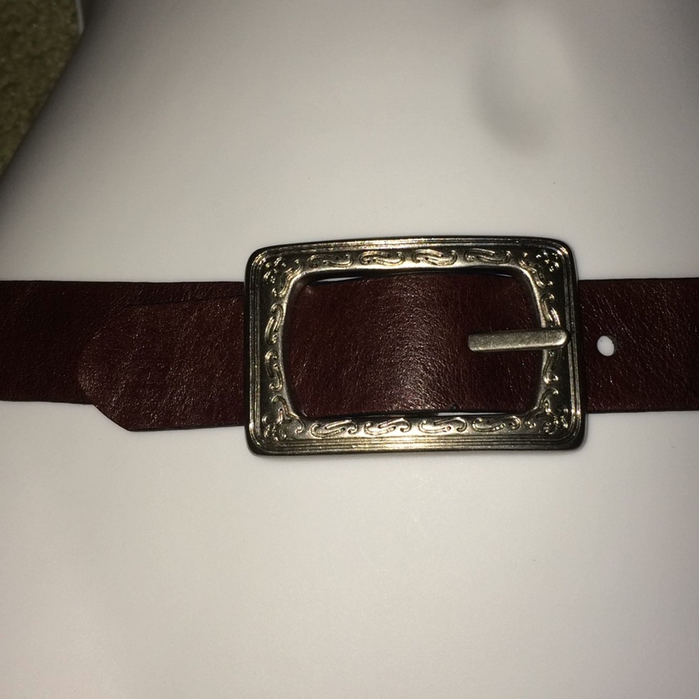 Western style reversible leather belt